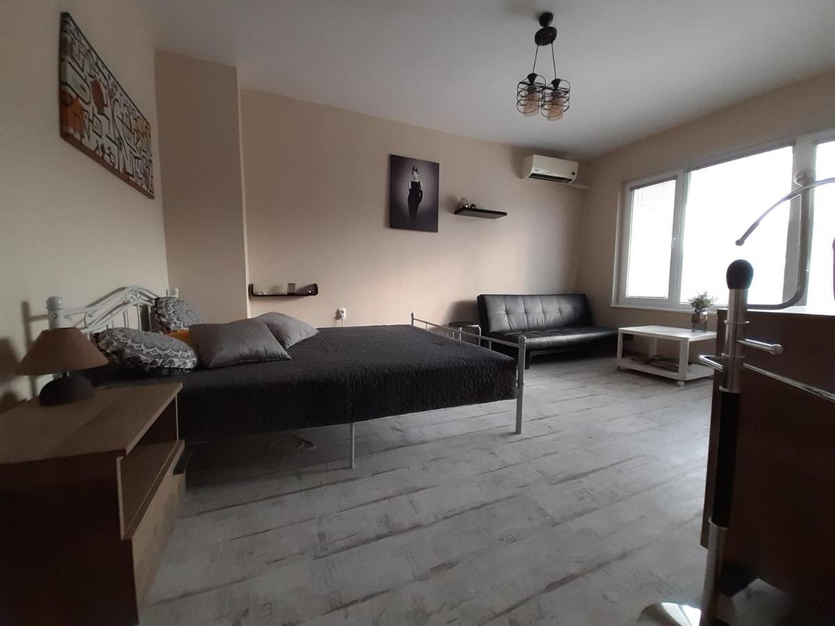 Lefterov'S Guests Suite Varna Ngoại thất bức ảnh